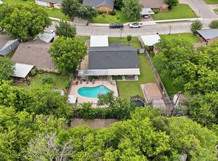 520 Thompson Dr, Saginaw, TX 76179