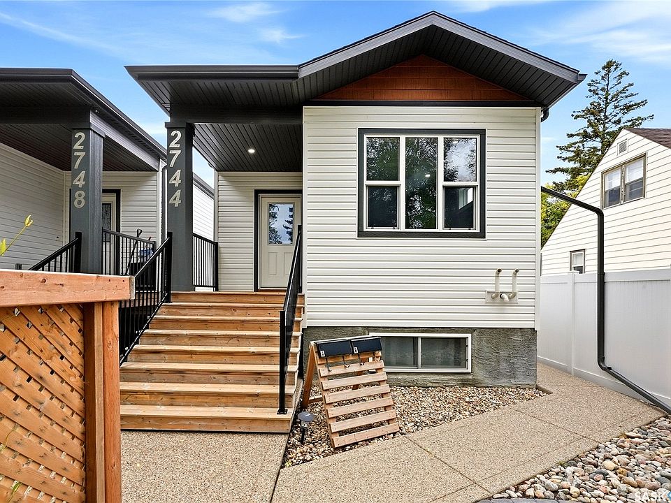 1st image of 2744 MacKay Street
