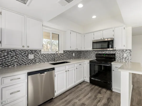 9275 E MISSION Lane #207, Scottsdale, AZ 85258