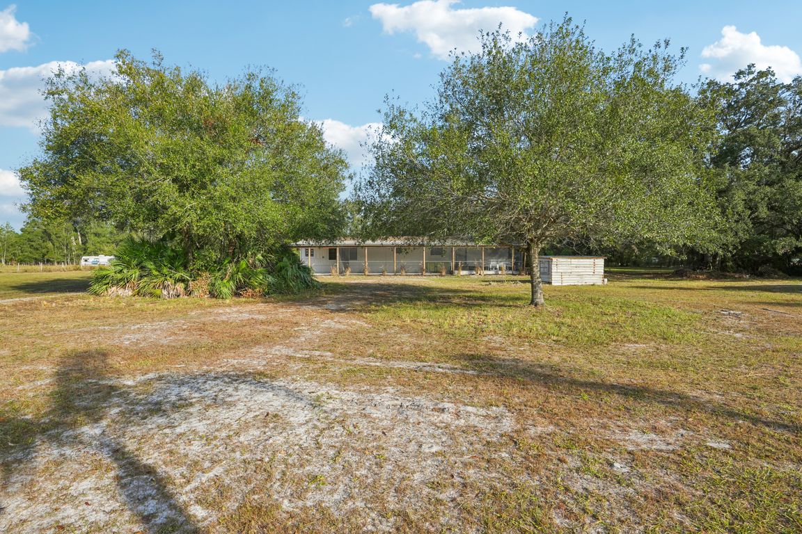 Fort Keis Ave-S0512-001.jpg