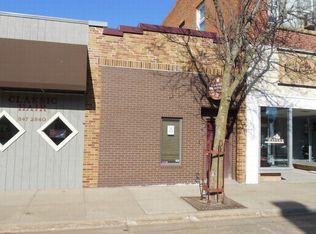 311 2nd St, Jackson, MN 56143