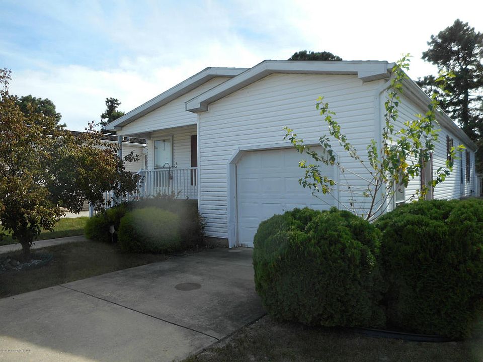 1st image of 511 Momosa Dr