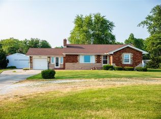 1205 W Carpenter St, Jerseyville, IL 62052