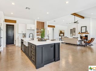 332 Warbler Dr, Spring Branch, TX 78070