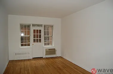 Rented by Wave Real Estate Group