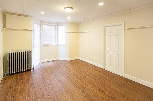 5th image of 28 Monmouth St #2R