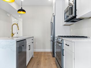 48 Woodward St #2B, Boston, MA 02127