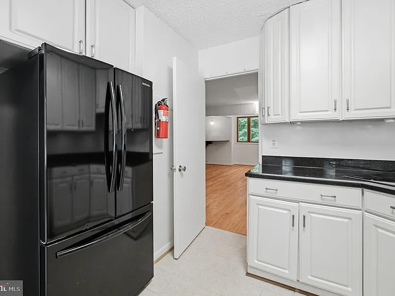 2242 Cartwright Pl — Photo 6
