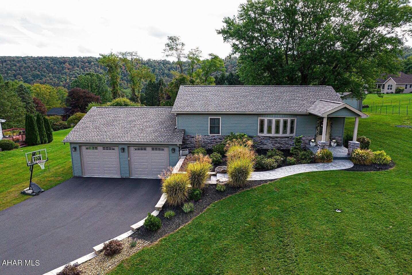 2065 Cumberland Rd, Bedford, PA 15522 Zillow