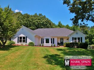 3450 Clarks Bridge Xing, Gainesville, GA 30506