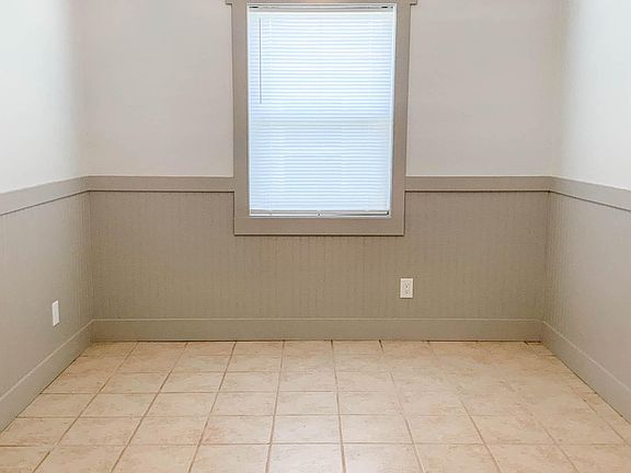 4th image of 5094 E L Dr #3