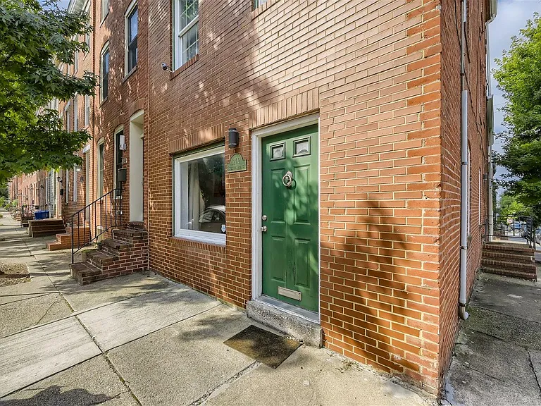 1200 Riverside Ave — Photo 31
