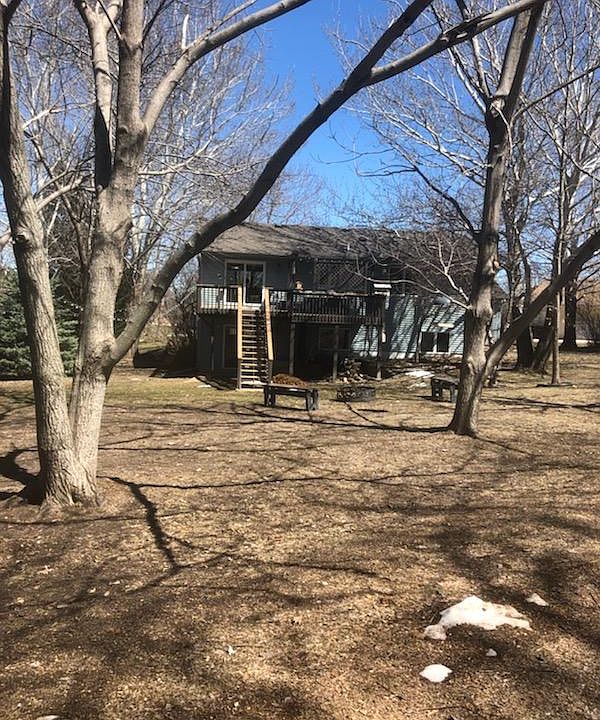 2nd image of 427 Hunter Dr SE