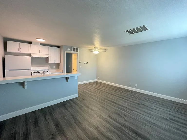 La Madera Apartments at 935 W. Swain Road — Photo 14