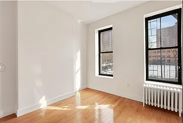 Rented by Living New York