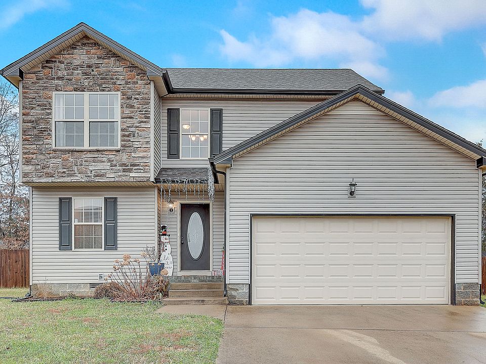 1st image of 1104 Freedom Dr