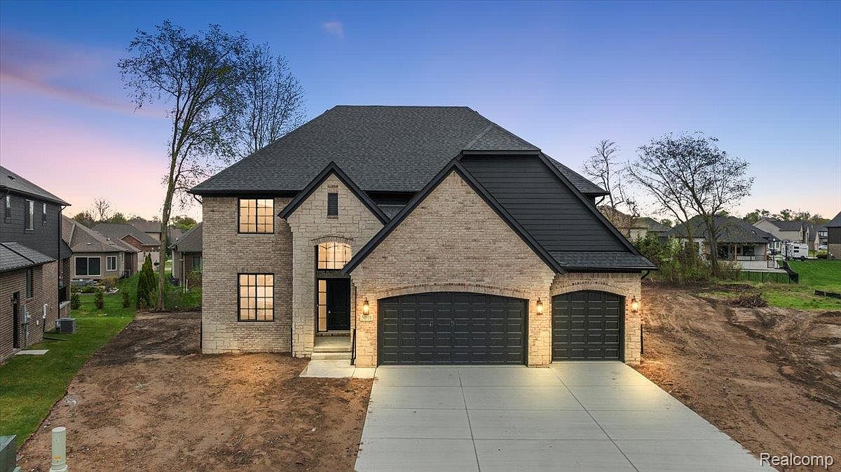 50318 Mistwood Dr
