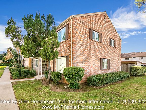 3rd image of 933 Greenfield Dr Unit A