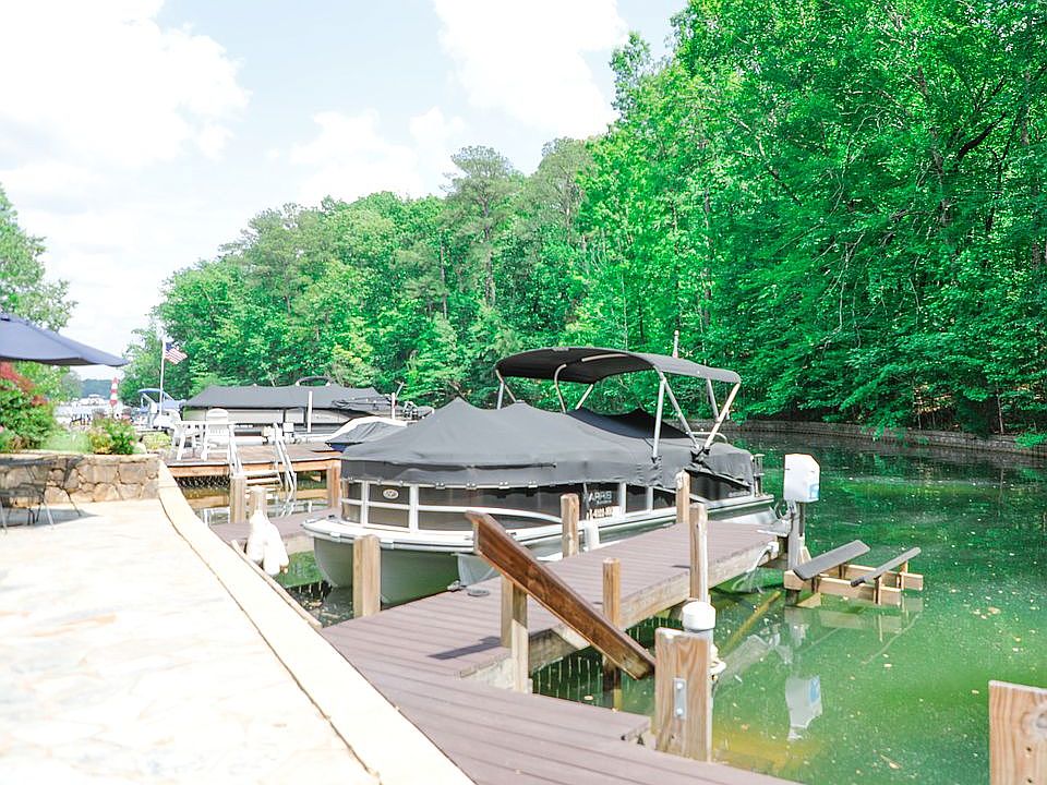 1st image of 279 Cottage Ct