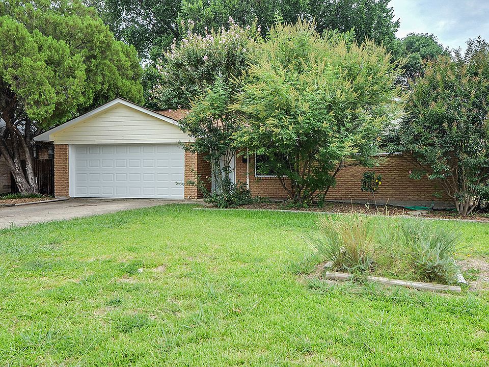 1st image of 433 La Salle Dr