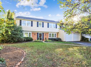1748 Swinburne Ave, Crofton, MD 21114