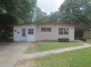 206 Saint Regis Dr, Pensacola, FL 32505
