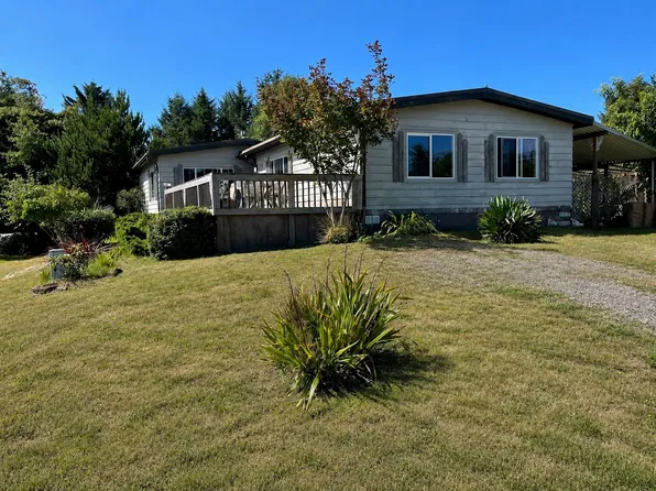 701 Edgewood Avenue NE, Ocean Shores, WA 98569