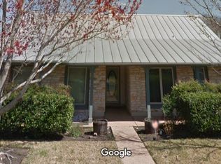 305 Hickok St, Round Rock, TX 78681