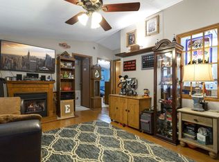 451 Tri State Lime Rd, Blountville, TN 37617