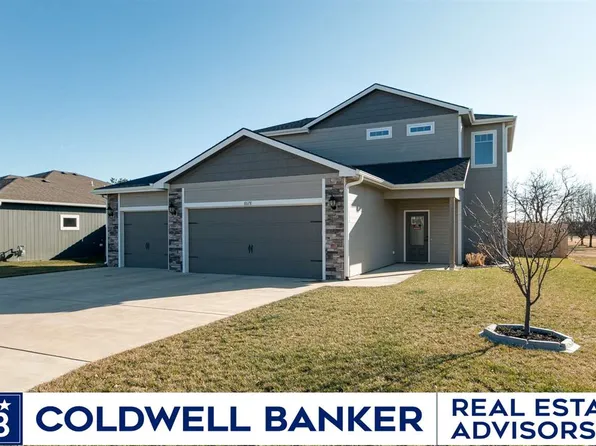 8678 William Dr, Manhattan, KS 66502