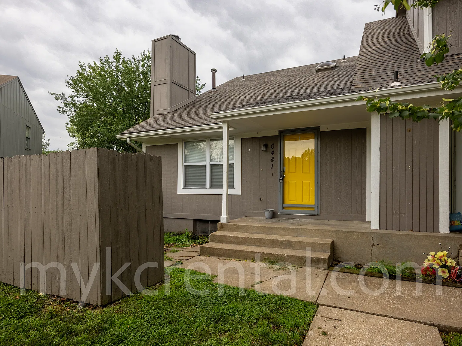 3 bed, 1500 sqft, $1,850 — Photo 2