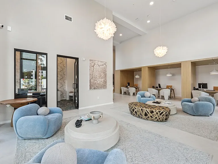 Leasing Office