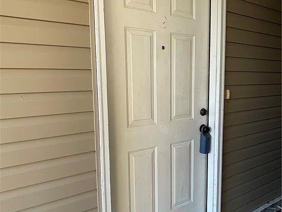 3rd image of 4854 Pontchartrain Dr APT 2
