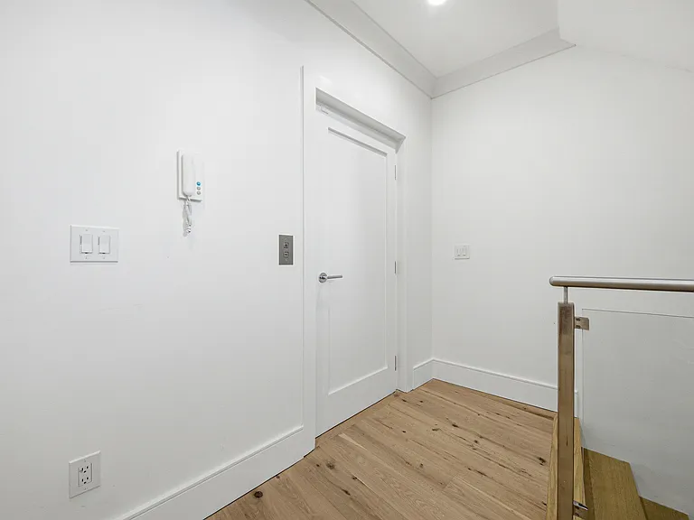 431 Marlborough St #3 — Photo 37