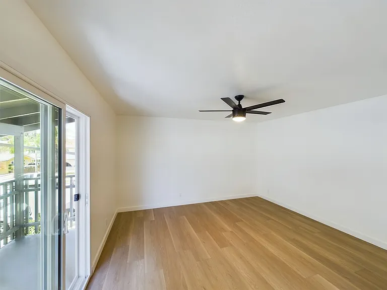 419 W 4th Ave — Photo 4