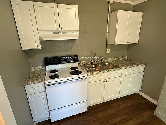 5th image of 2501 E Chelsea St