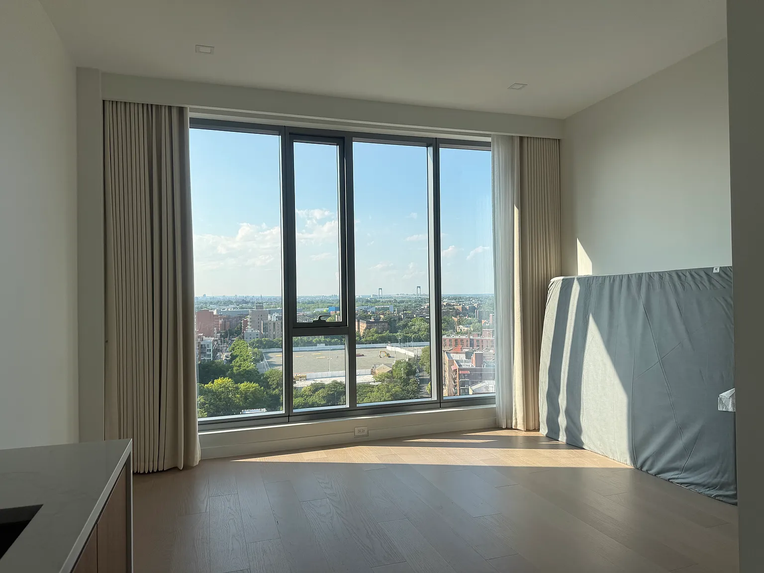 Studio, 392 sqft, $2,975 — Photo 3