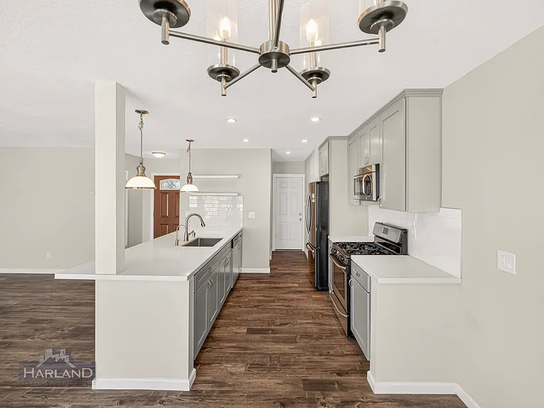 5580 Dream St — Photo 3