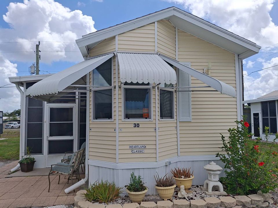 1st image of 30 Skipjack Dr #30