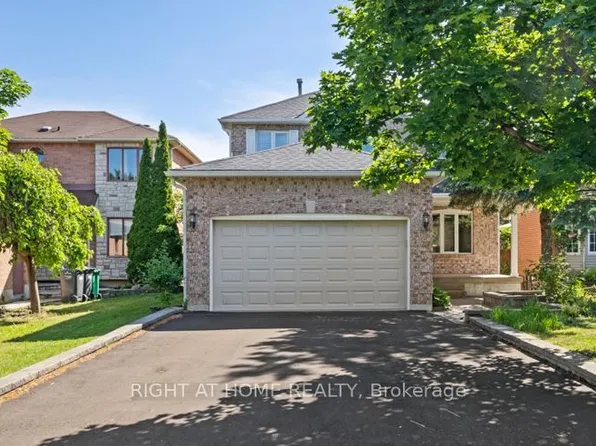 25 Vivians Cres, Brampton, ON L6Y 4V1
