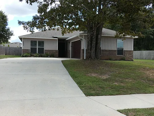 5637 Peach Dr Photo 1