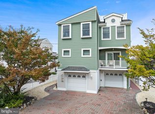 15 W 16th St #A, Beach Haven, NJ 08008
