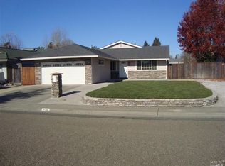 719 Lisbon Ct, Rohnert Park, CA 94928