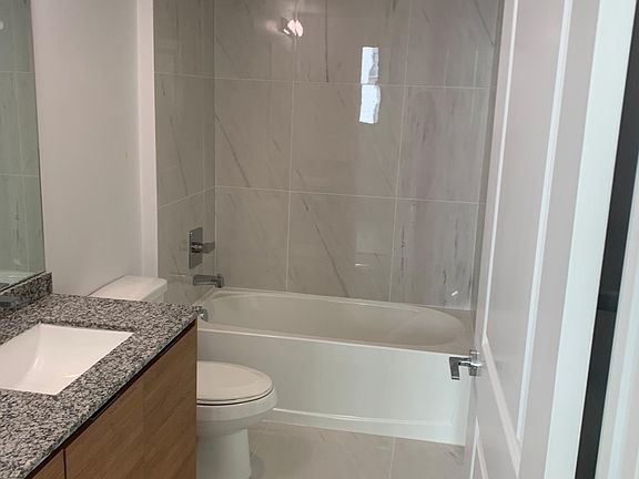 5th image of 2222 NE 2nd Ave #1231