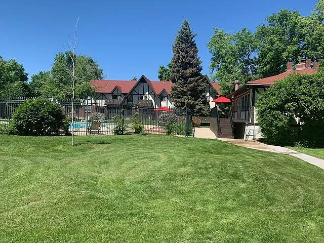 3250 Oneal Cir #C24 — Photo 14