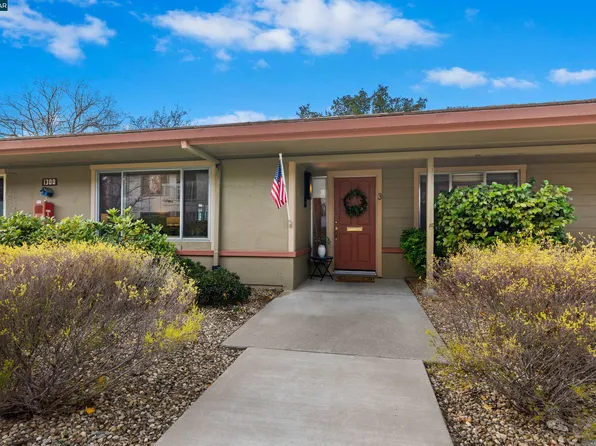 1300 Skycrest Dr APT 3, Walnut Creek, CA 94595