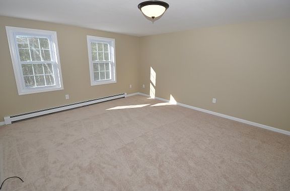 4th image of 21 Cinnamon Dr