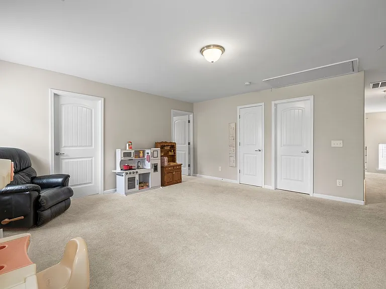 100 Richmond Walk Dr — Photo 14