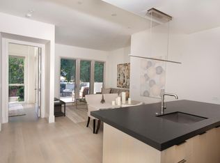 702 Oak Grove Ave APT 3, Menlo Park, CA 94025