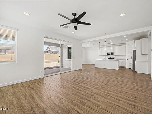 3rd image of 12074 W Calle De Pompas